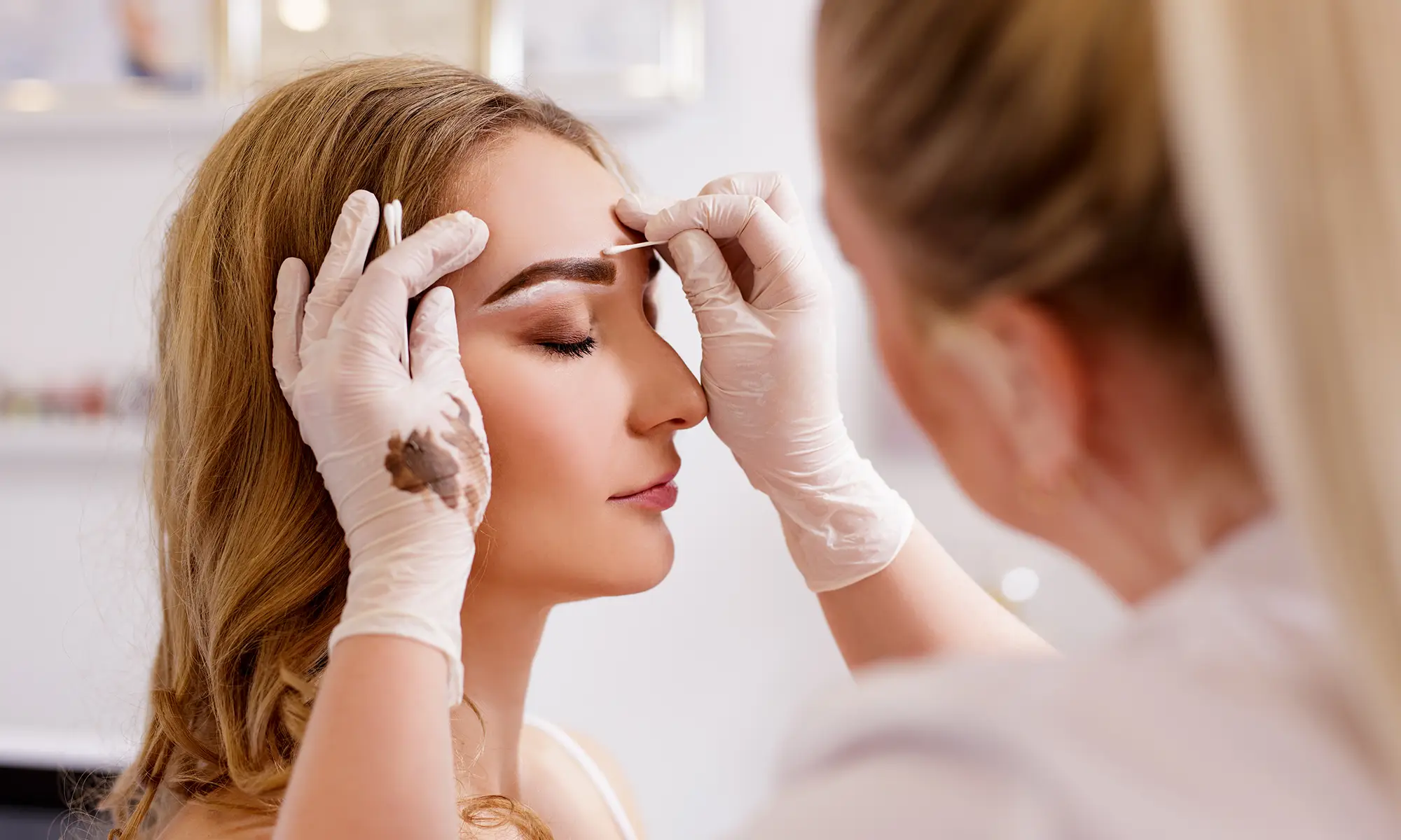 Eyebrow henna 1 Online Beauty Therapy Courses